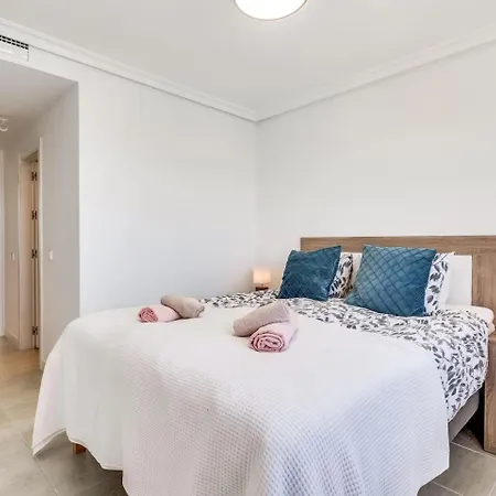 Penthouse Met Jacuzzi En Geweldig Uitzicht アパート エステポナ