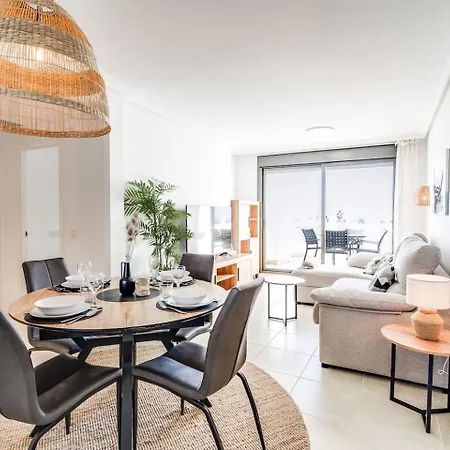 Penthouse Met Jacuzzi En Geweldig Uitzicht * エステポナ